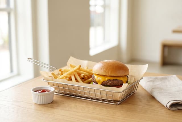 Lunch plate served in a basket